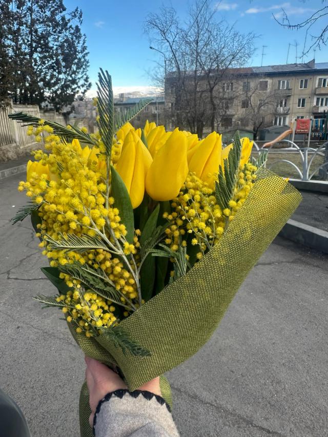 Желтая связка | ծաղիկներ, ծաղկեպսակներ, բույսեր - առաքում Երևան