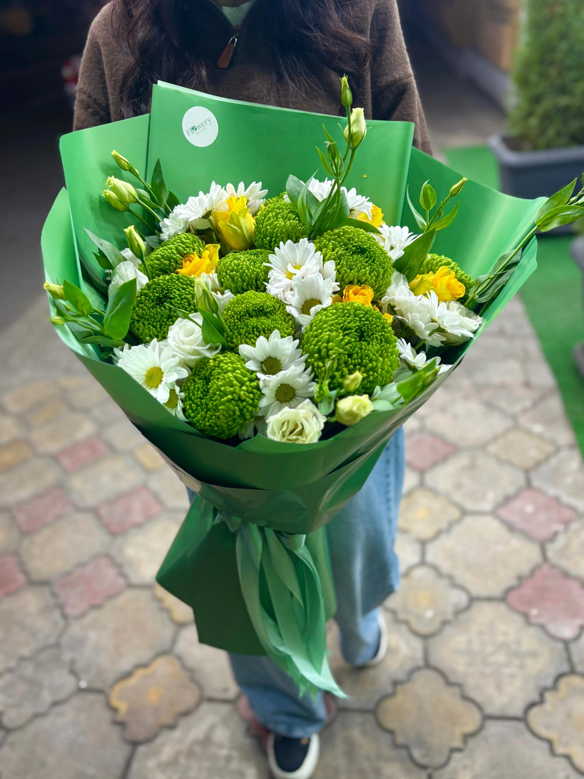Bunch of chrysanthemums | ծաղիկներ, ծաղկեպսակներ, բույսեր Երևան
