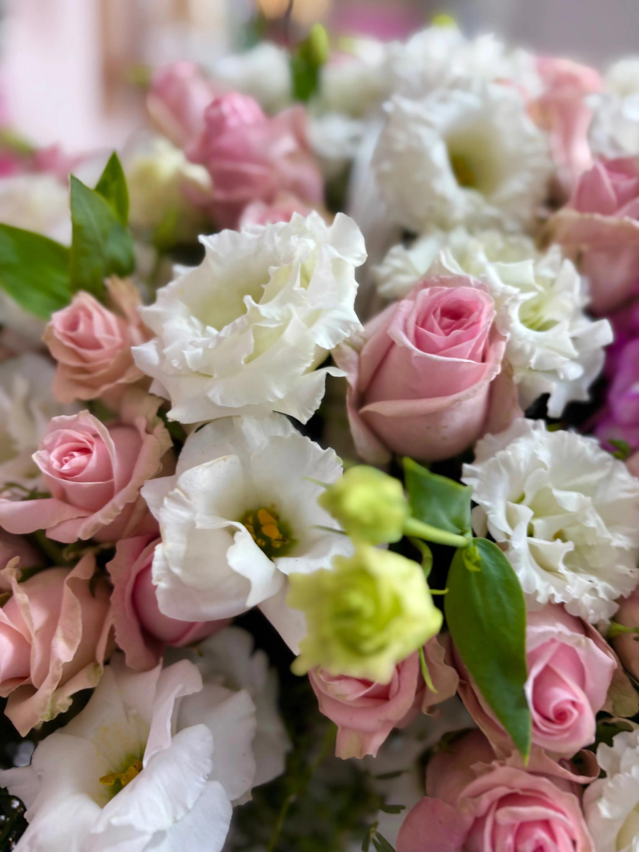 Floral mix in a basket | ծաղիկներ, ծաղկեպսակներ, բույսեր Երևան