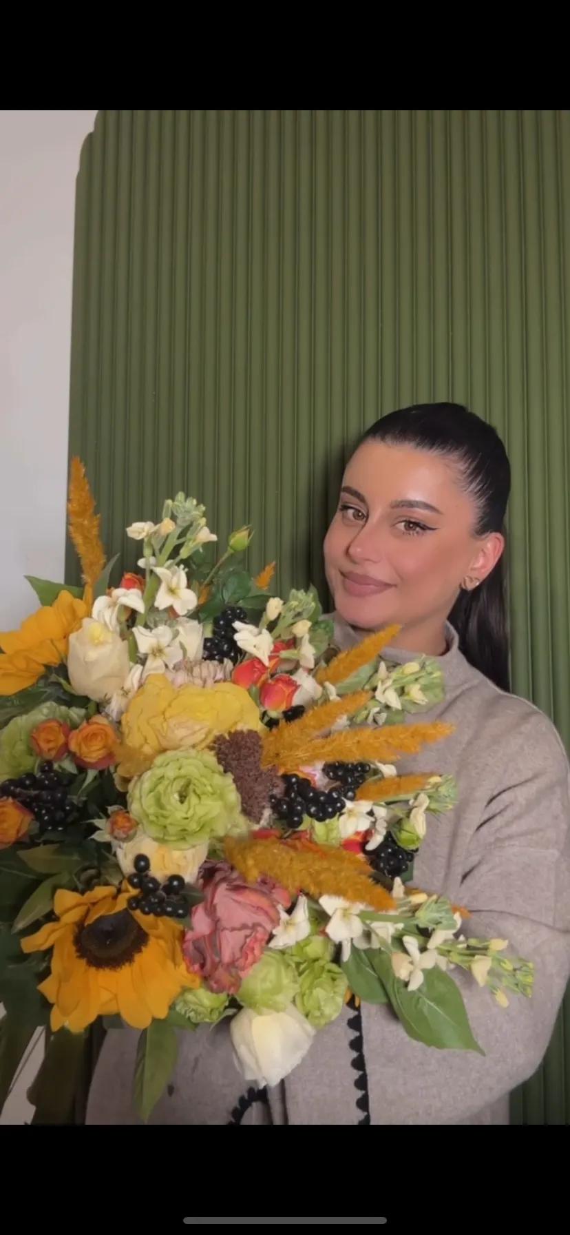 A gorgeous autumn bouquet | ծաղիկներ, ծաղկեպսակներ, բույսեր Երևան A gorgeous autumn bouquet | ծաղիկներ, ծաղկեպսակներ, բույսեր Երևան