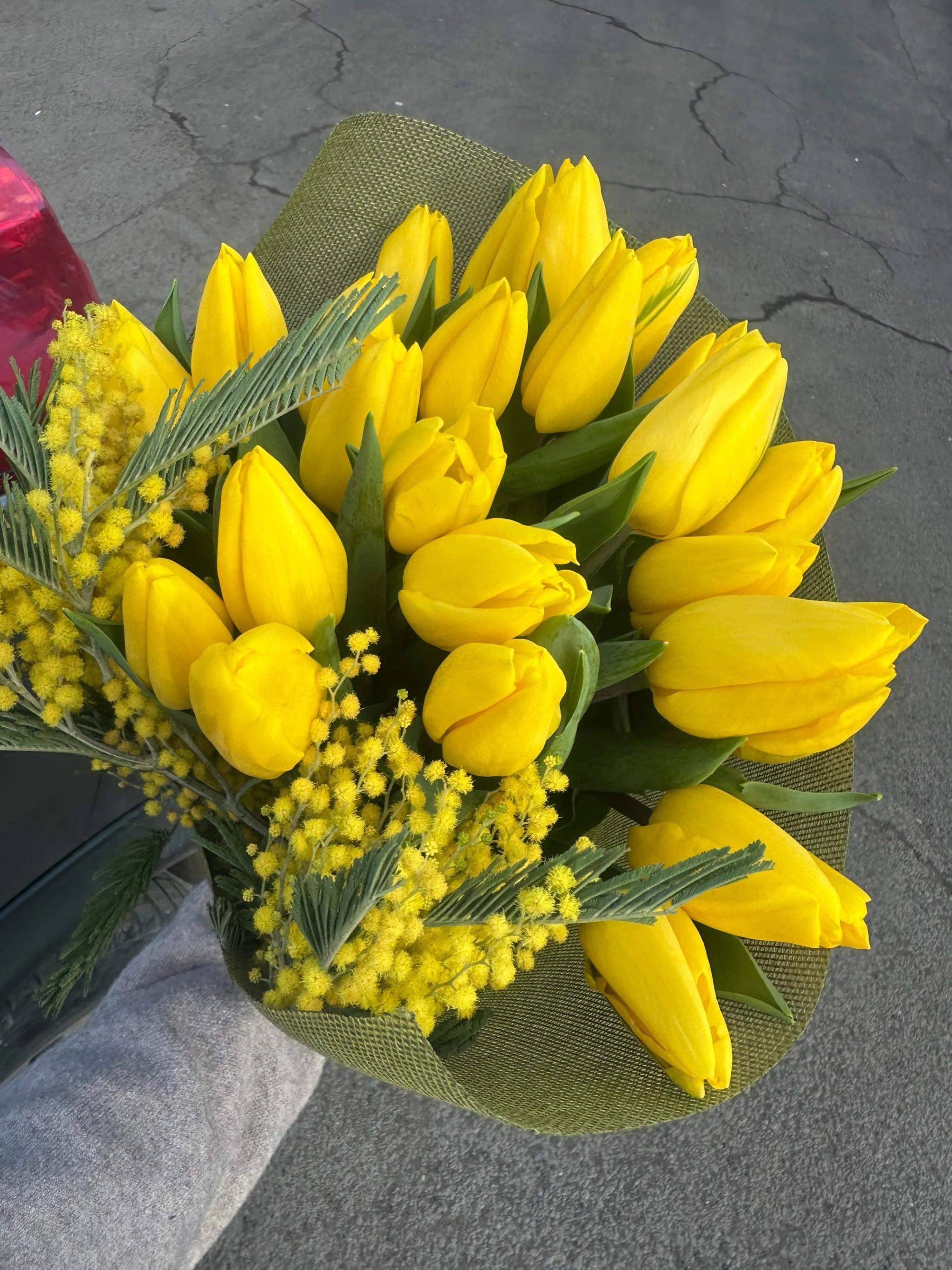 Yellow bunch | ծաղիկներ, ծաղկեպսակներ, բույսեր Երևան Yellow bunch | ծաղիկներ, ծաղկեպսակներ, բույսեր Երևան