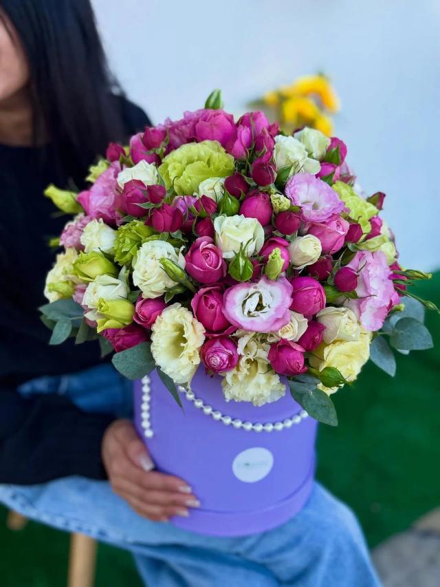 Flower box | ծաղիկներ, ծաղկեպսակներ, բույսեր - առաքում Երևան Flower box | ծաղիկներ, ծաղկեպսակներ, բույսեր - առաքում Երևան