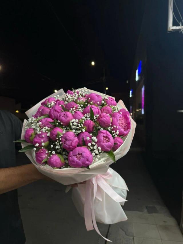 A bunch of peonies | ծաղիկներ, ծաղկեպսակներ, բույսեր - առաքում Երևան A bunch of peonies | ծաղիկներ, ծաղկեպսակներ, բույսեր - առաքում Երևան