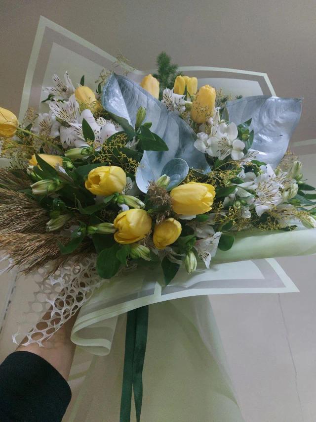 Yellow bouquet | ծաղիկներ, ծաղկեպսակներ, բույսեր - առաքում Երևան Yellow bouquet | ծաղիկներ, ծաղկեպսակներ, բույսեր - առաքում Երևան